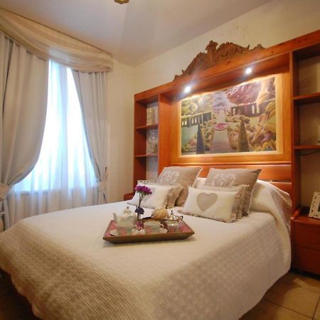 The Right Place 4U Domus Savelli Boutique Apartment Rom Exteriör bild